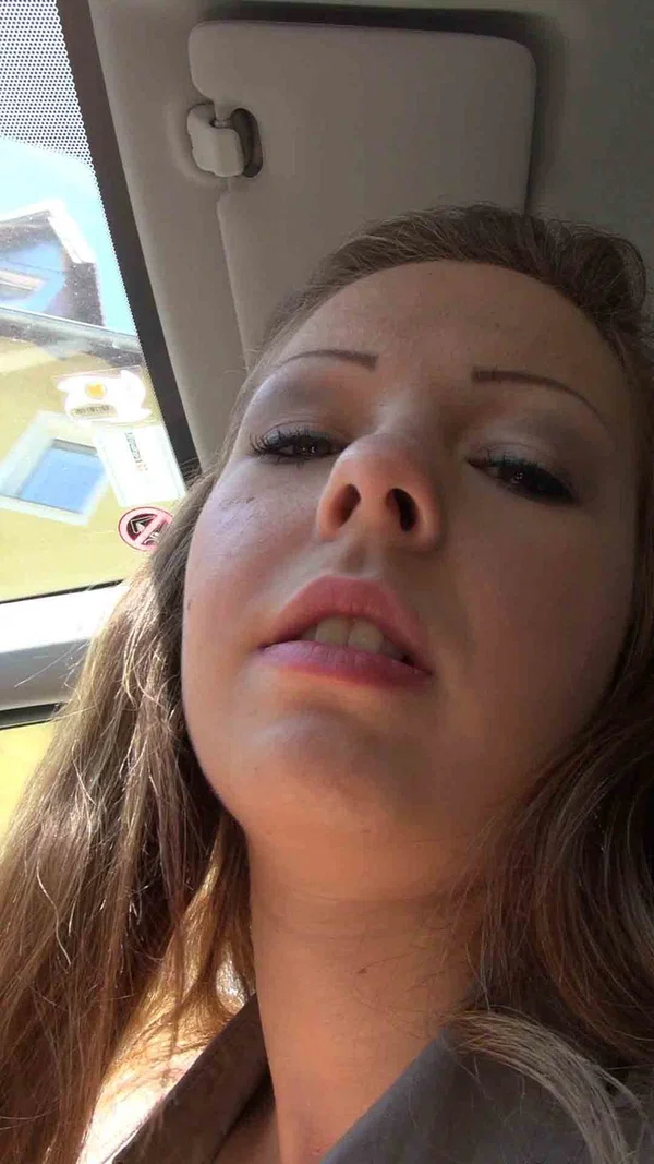 Amateur GF Sissiemaus sucks fingers, cock & masturbates in mobile blowjob  - Amateur, European, Blowjob, Outdoor, Non Nude  - Photo 13