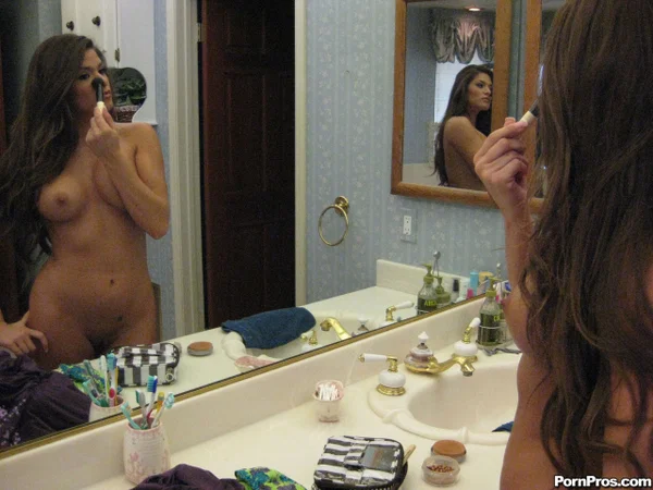 Salacious brunette Latina Madelyn Marie showing her assets in the toilet  - Teen, Cute, Big Tits, Brunette, Outdoor, Pussy, Non Nude, Spreading  - Photo 5
