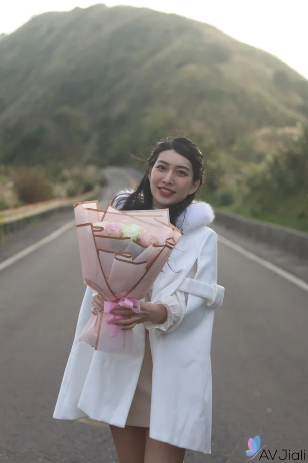 Gorgeous Chinese babe Jiaxin gets seduced and fucked on the first date  - Chinese, POV, Wife, Asian, Doggy Style, Public, Cute, Teen, Cowgirl, Hardcore  - Photo 2