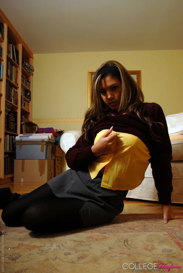 College Uniform performed by Samantha Buxton XXX Gallery  - Schoolgirl, College, Uniform  - Photo 10