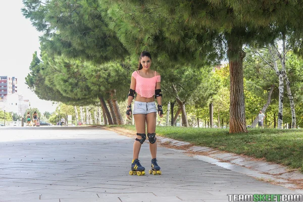 Latina solo girl Carolina Abril shedding shorts to expose nice ass outdoors  - Latina, Outdoor, Teen, Shorts, Babe, Clothed, Ass, Tiny Tits, Natural Tits, PAWG  - Photo 2