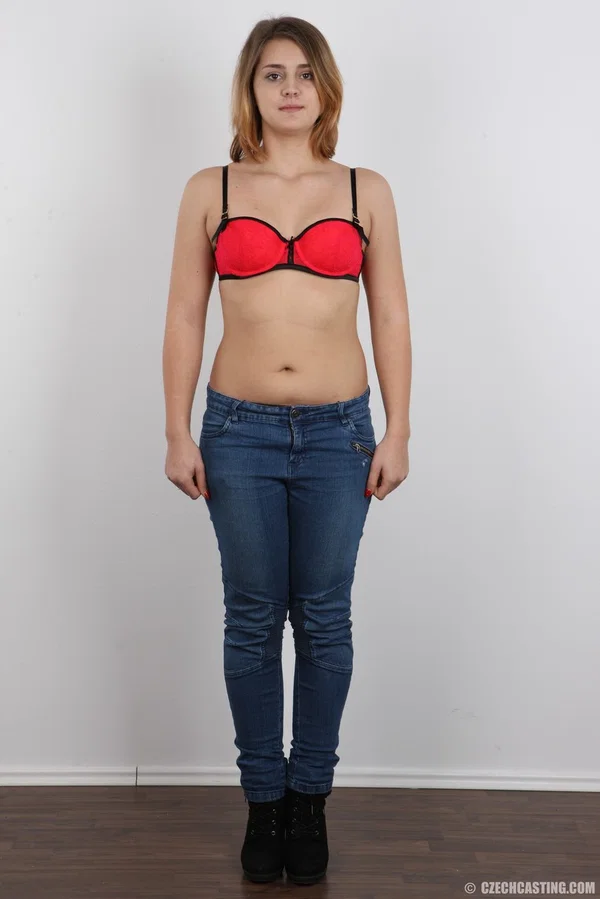 Amateur girl Petra holds her face firm as she disrobes to stand naked  - Casting, BBW, Amateur, Czech, Chubby, Jeans, European, Curvy, Thick, Close Up  - Photo 4