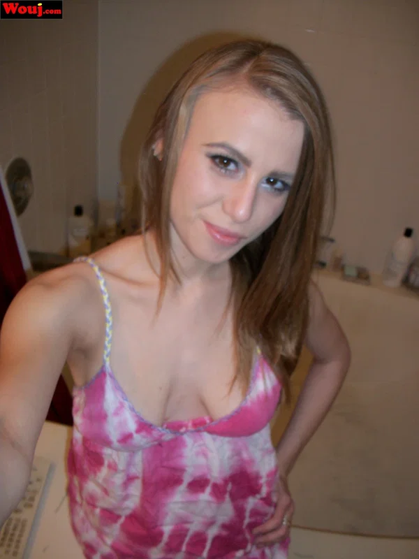 WouJ featuring Soleil Saunders Porn Photos  - Selfie, Amateur, Beautiful, Babe, Clothed, Shorts, Solo, PAWG, Ass, Non Nude  - Photo 6