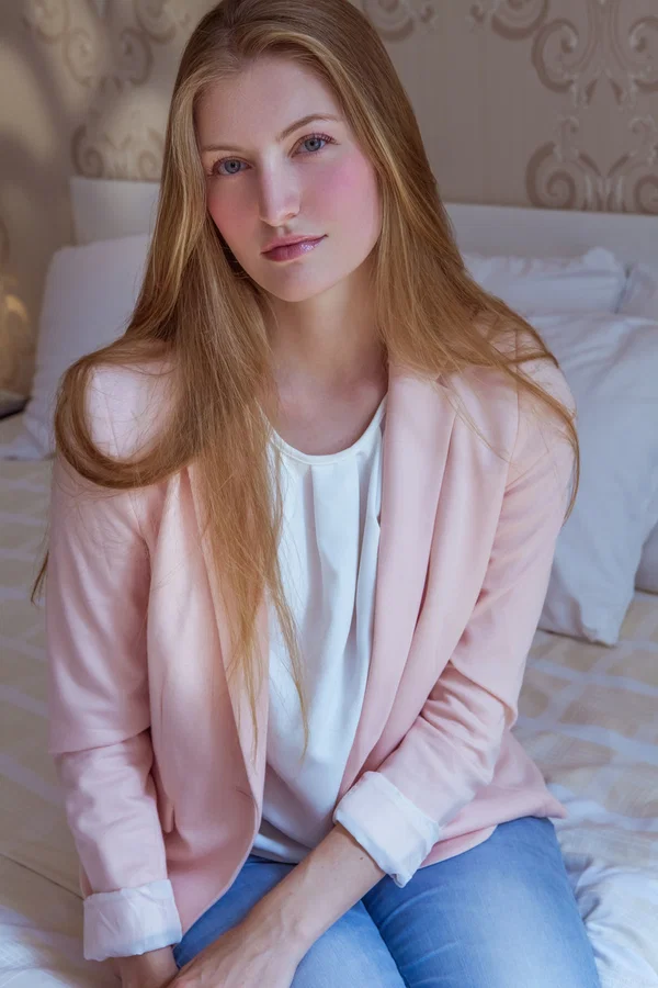 Angelic teen Bretona bares her beautiful body & shows off her yummy pussy  - Tall, Teen, Cute, Sexy, Undressing, MILF, Perfect, Feet, Glamour, Babe  - Photo 3