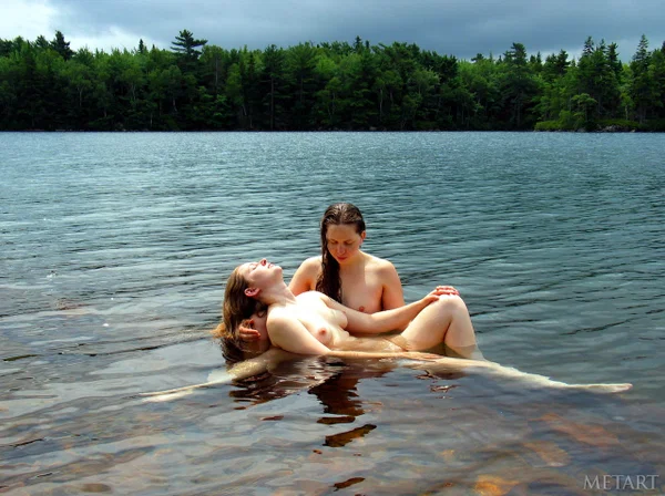 Shameless amateur teen models posing butt naked in beautiful nature  - Outdoor, Beach, Teen, PAWG, Lesbian, Ass, Tiny Tits, Cute, Legs, Feet  - Photo 19