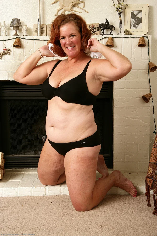 Chubby mature Lucy A exposes her big tits and hairy pussy in a solo  - BBW, Mature, Curvy, Chubby, Hairy, Thick, Amateur, MILF, Redhead, Short Hair  - Photo 9