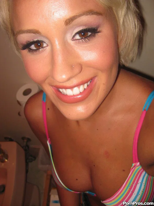 Short haired blonde Tristan Taylor undresses on bed to appease her boyfriend  - POV, Girlfriend, Blonde, Face, Babe, Nipples, Ass, Panties, Big Tits, Close Up  - Photo 4