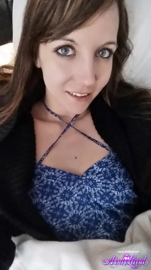 Young brunette Andi Land is captured in clothed and nude candid acts  - Selfie, Amateur, Clothed, MILF, Teen, Pussy, Lingerie, Reality, Bath, Asshole  - Photo 3