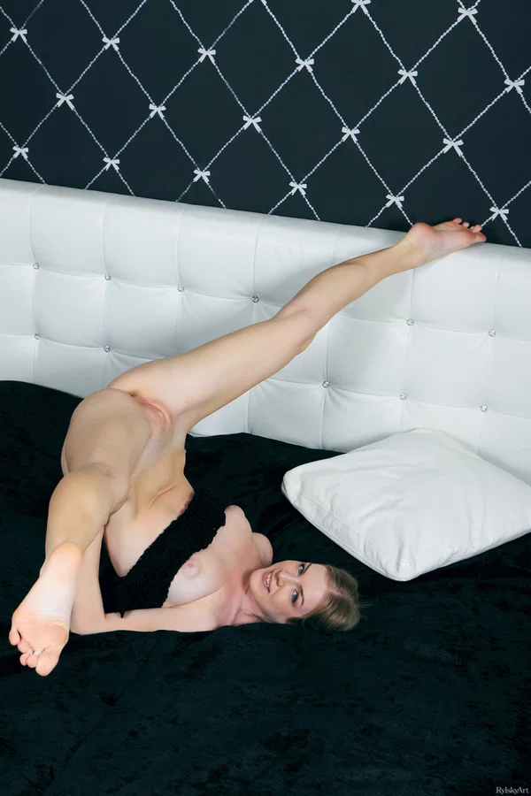 Rylsky Art performed by Flavia Nude Images  - Pussy, Teen, Spreading, Upskirt, Skinny, Cute, Shaved, Dress, Close Up, Babe  - Photo 16
