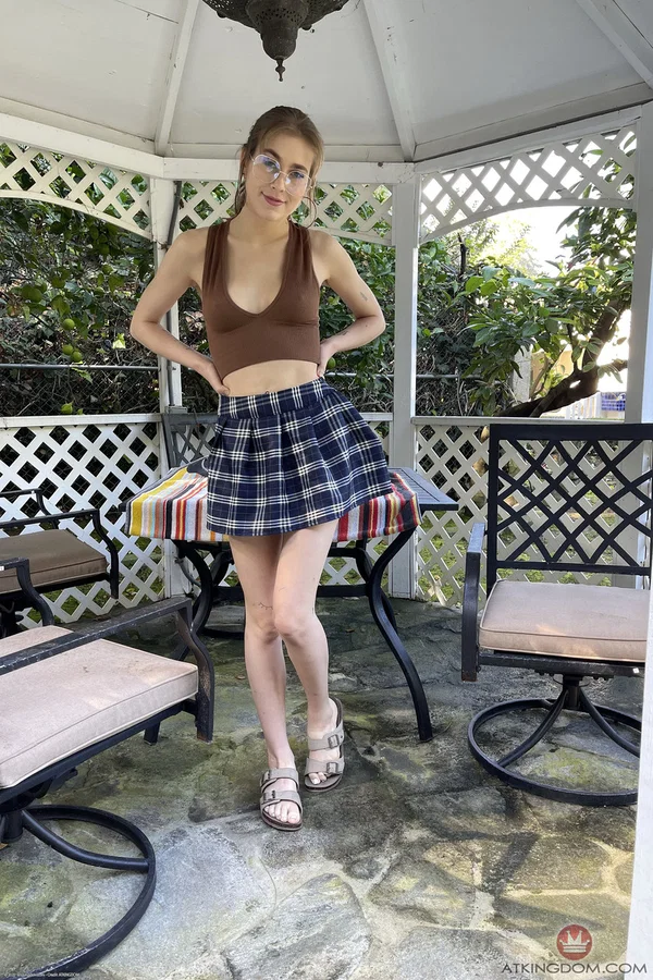 Amateur chick Fiona Sprouts sports the glasses while showing her horny pussy  - Amateur, Girlfriend, Pussy, Step Sister, Petite, Glasses, Feet, Skinny, Beautiful, Spreading  - Photo 1
