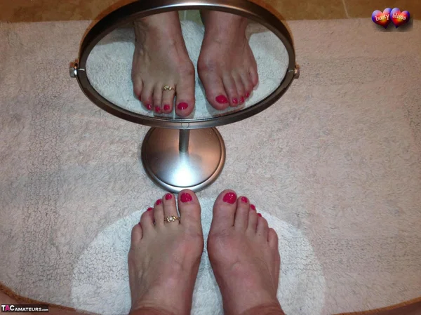 Older amateur Busty Bliss raises a toast before showing her painted toenails  - Mature, BBW, Amateur, Pantyhose, Feet, Chubby, Curvy, Panties, Thick, Spreading  - Photo 8