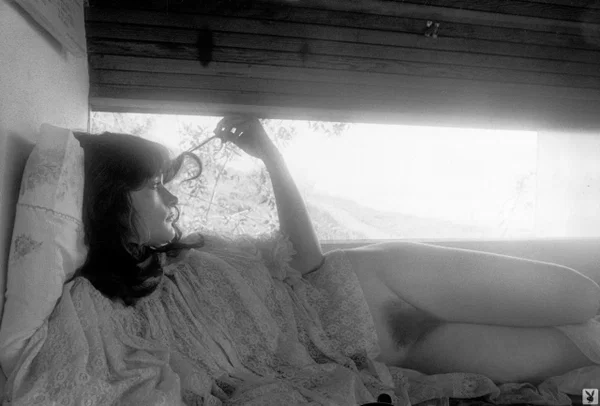 Black and white playboy photos of Margot Kidder with her hairy muff  - Centerfold, Beautiful, Babe, Solo, Outdoor, Glamour, Model, Brunette  - Photo 9
