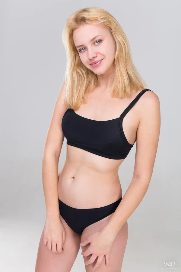 Young blonde Mandy Dee removes sports bra and panties for nude poses  - Teen, Babe, Pussy, Panties, Ass, Glamour, Tiny Tits, Spreading, Close Up, Shaved  - Photo 1