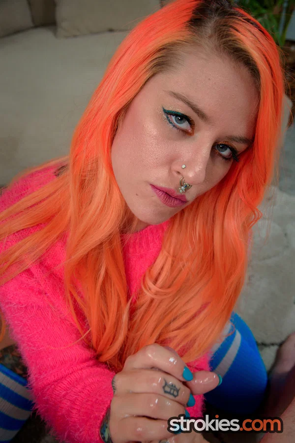 Pretty Quinn Carter gives a hot POV handjob with her mouth open for a cumshot  - POV, Tattoo, Handjob, Cumshot, Shorts, Redhead, Stockings, Sexy, Teen, Pretty  - Photo 12