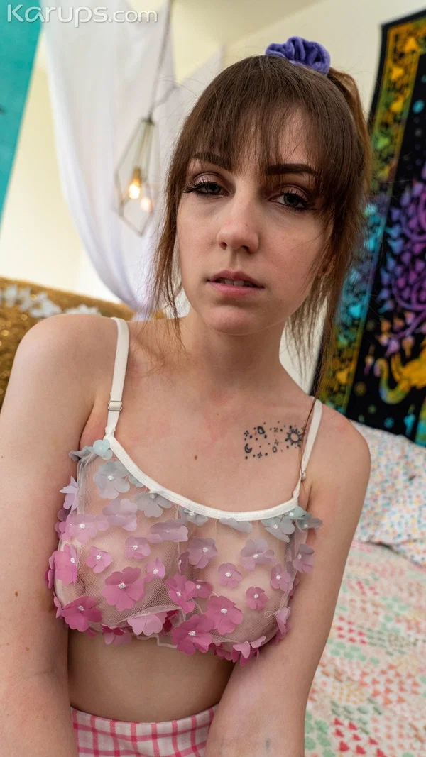 Angry amateur teen Raven Right unveiling her juicy boobs and trimmed coochie  - Hairy, Amateur, Teen, Brunette, Cute, White  - Photo 1