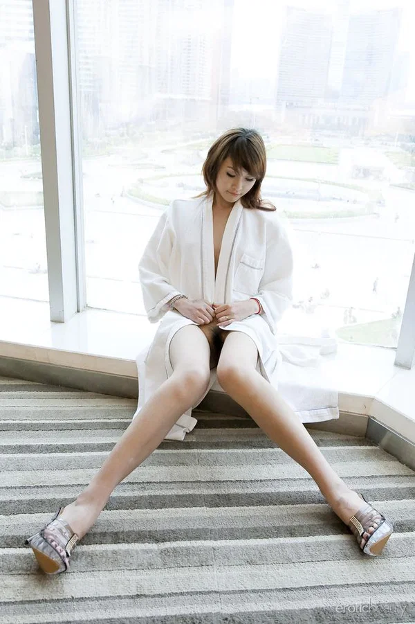 Petite Asian teen Lavinia Chan doffs a robe to pose naked on a window sill  - Chinese, Asian, Teen, Babe, Hairy, Tiny Tits, Glamour, Spreading, Legs, Natural Tits  - Photo 1