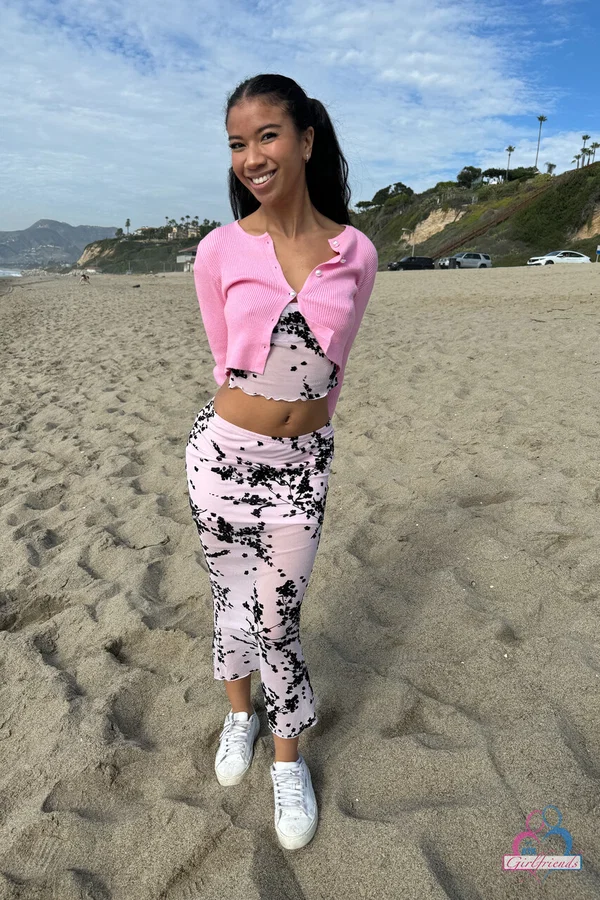 Amateur model Ameena Green shows her tan lined tits and pussy at once  - Girlfriend, Amateur, Outdoor, Non Nude  - Photo 19