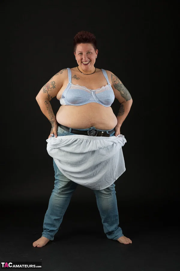 Fat amateur Tattoo Girl cups her boobs after taking off her clothes  - BBW, Mature, Amateur, Tattoo, Lingerie, Jeans, Panties, Brunette, Chubby, Short Hair  - Photo 5