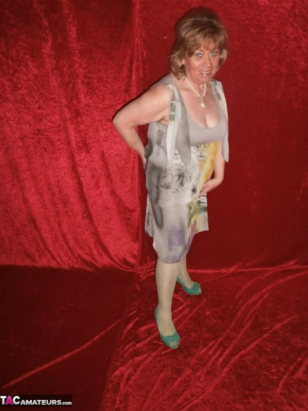 Chubby mature granny Caro in green stockings flashes lace panty cameltoe  - Granny, BBW, Amateur, Stockings, Panties, Big Tits, High Heels, Curvy, Chubby, Thick  - Photo 2