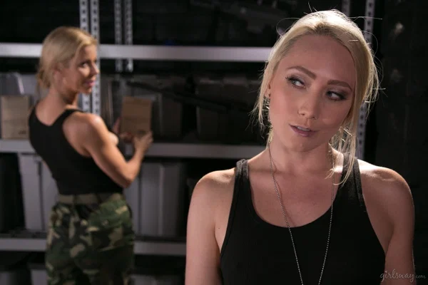 American blonde lesbians AJ Applegate and Alexis Fawx enjoy a dirty pussy lick  - Lesbian, Teen, MILF, Pussy, Skinny, Pornstar, Boots, Blonde, Big Tits, Non Nude  - Photo 2