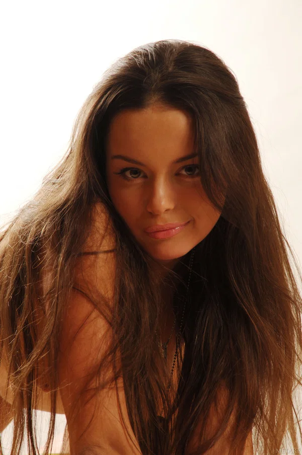 Met Art performed by Hanna B XXX Pictures  - Solo, Brunette, Babe, Glamour, Teen, Pussy, Panties, Tiny Tits, Hairy, Beautiful  - Photo 13
