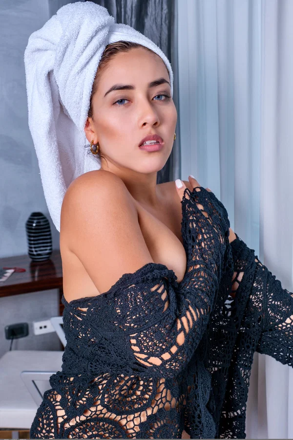 Domai starring Squirrel XXX Porn Pics  - Spreading, Cute, Pussy, Ass, Shaved, Teen, Sexy, Feet, Glamour, Close Up  - Photo 4