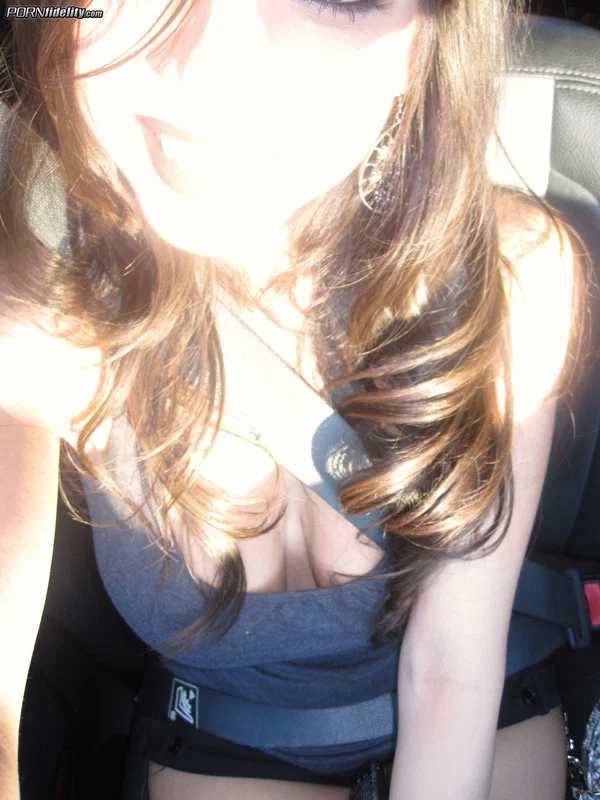 Hot brunette Latina Yurizan Beltran exposes her big tits & teases with her ass  - Selfie, MILF, Latina, Beautiful, Face, Pornstar, Outdoor, Bikini, Ass, Babe  - Photo 15