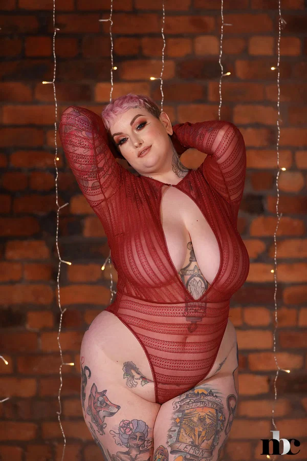 Fatty babe Galda Lou strips off her sexy lingerie & flaunts tattooed hot body  - BBW, Tattoo, Chubby, Curvy, Short Hair, Thick, MILF, PAWG, Lingerie, Ass  - Photo 2