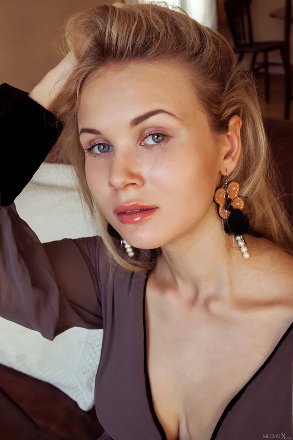 Glamorous babe Caroline Abel reveals her big boobs and fingers her pussy  - Ukrainian, Clothed, Perfect, Big Tits, Masturbation, European, Beautiful, Babe, Glamour, Face  - Photo 1