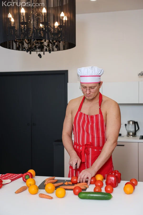 Petite blonde teen Rika Fane has sex with a chef while he chops up veggies  - Teen, Amateur, Cute, European, Skinny, White, Blonde, Brunette  - Photo 4