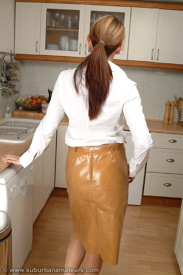 Amateur wife Elen Cole undresses and fingers her clam in the kitchen  - Upskirt, MILF, Stockings, Amateur, Panties, Clothed, Undressing, Sexy, Kitchen, Lingerie  - Photo 5