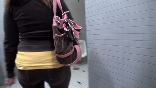 PAWG Dee Siren engages in oral and vaginal sex while in an elevator  - Public, BBW, MILF, Amateur, Mature, Curvy, Reality, Hardcore, Chubby, Deepthroat  - Photo 1