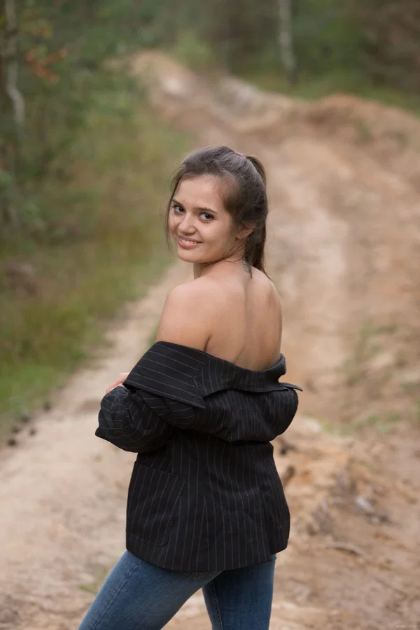 Slender teen bares her perky tits before stretching out naked in the woods  - Teen, Beautiful, Solo, Glamour, Babe, Model, Cute  - Photo 4