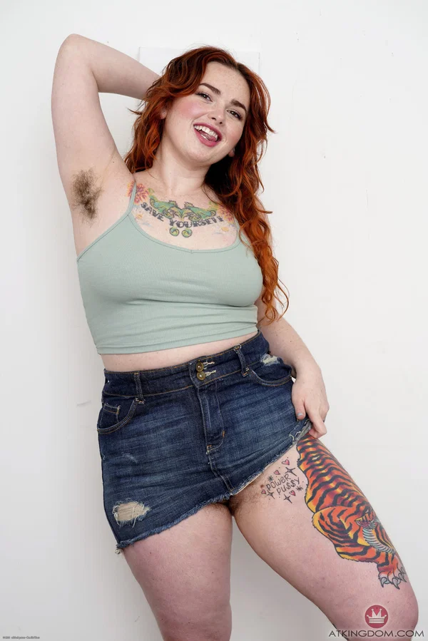 Tattooed fatty Adora Bell flaunts her big ass and spreads her hairy pussy  - Hairy, Thick, BBW, Curvy, Chubby, Pussy, Amateur, Pale, Spreading, Feet  - Photo 1