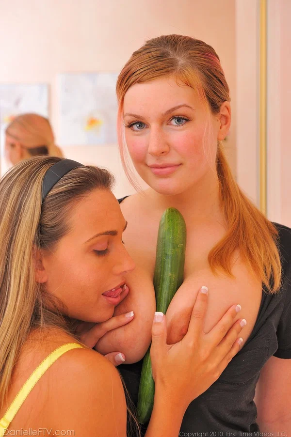 Young European babes Renna and Danielle playing with huge cucumber  - Amateur, Pussy, Babe, Bikini, Big Tits, Feet, Beautiful, Non Nude, Spreading, Solo  - Photo 8