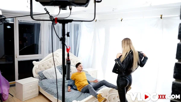 Blonde chick Venera Maxima models on top of a bed before pussy to mouth sex  - Lingerie, Hardcore, Cowgirl, Pussy Licking, Stockings, Blowjob, Ass, Tiny Tits, Pussy, Ass Fucking  - Photo 5