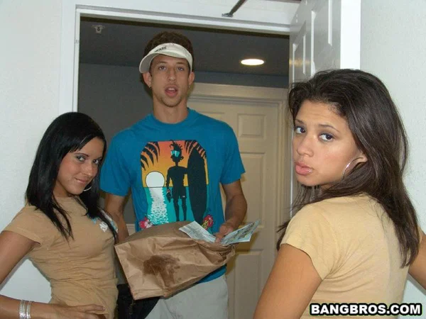 Three hot girls Icela fox, Dasani & Natalia Woods getting their pussies licked  - Groupsex, Latina, Ass, Feet, Humping, Pussy, Perfect, Pornstar, Close Up, Clothed  - Photo 16