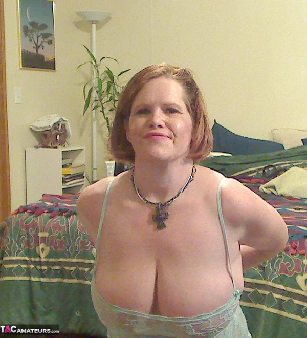 Fat mature mom Misha bares saggy boobs to fist her hot pussy on the bed  - Mature, BBW, Amateur, Curvy, Thick, Chubby, Panties, Saggy Tits, Nipples, Big Tits  - Photo 19