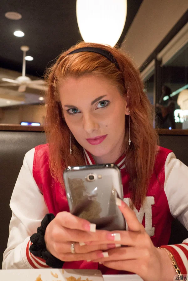 Redhead American Lilith Lust flashing her ass and undies in public  - Girlfriend, Ass, Non Nude, Amateur, Upskirt, Teen, Redhead, Panties, Face, Perfect  - Photo 2