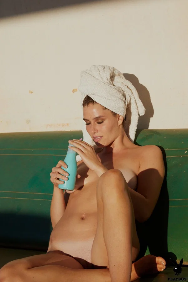 German hottie Nina Zwick  sheds her clothes & poses naked at the gas station  - Centerfold, Teen, Outdoor, Cute, Babe, Short Hair, Feet, Glamour, Model, Beautiful  - Photo 13