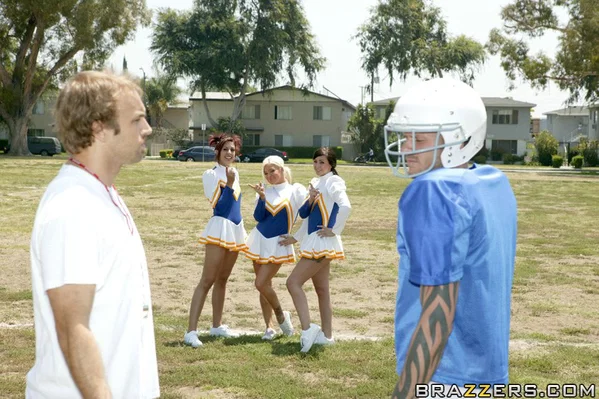 Busty cheerleader Crista Moore fucks till she screams from pleasure  - Cheerleader, Reality, Outdoor, Hardcore, Big Tits, Titjob, Schoolgirl, Cumshot, Doggy Style, Ass Fucking  - Photo 3