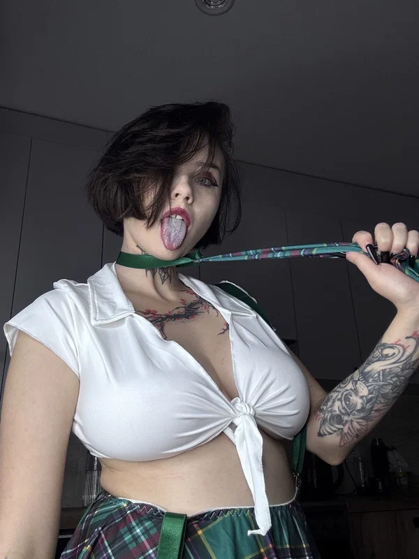 OnlyFans Beatrice Bell Beatrice Bell  - Glasses, Schoolgirl, Big Tits, Short Hair, Ass, Stockings, Brunette, Non Nude, PAWG, Glamour  - Photo 9
