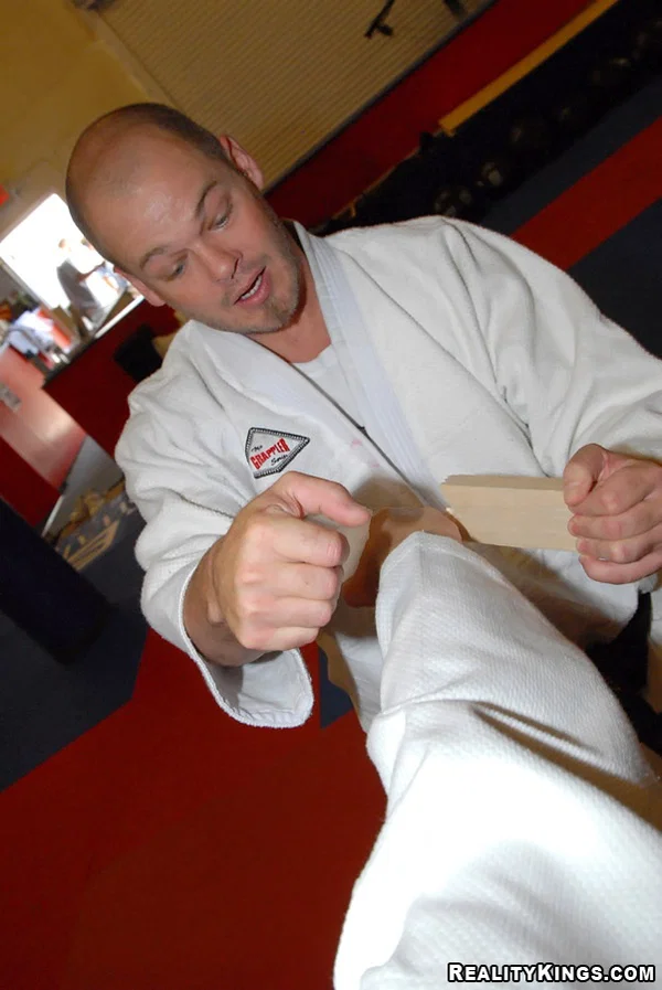 Martial arts workout ends up with sex with famous busty milf  - Sports, MILF, Seduction, Reality, Big Tits, Hardcore, Cumshot, Facial, Shaved, Blowjob  - Photo 3