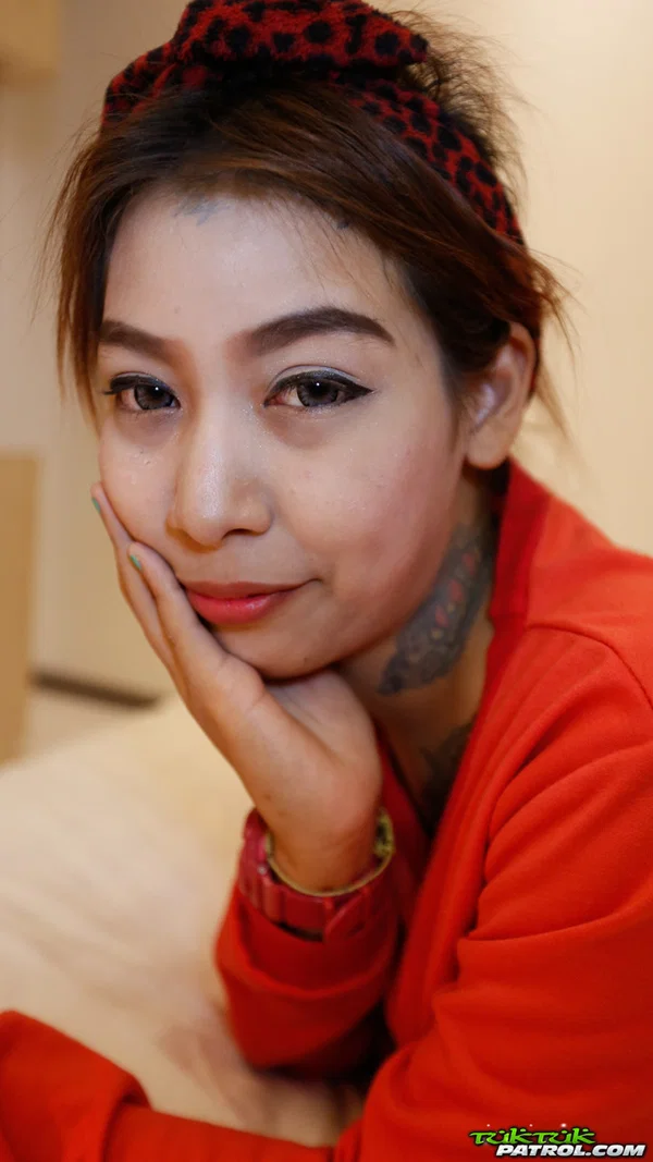 Tattooed Thai female with big tits gets banged by a foreigner in motel room  - Asian, Amateur, Pussy, Spreading, Non Nude  - Photo 4