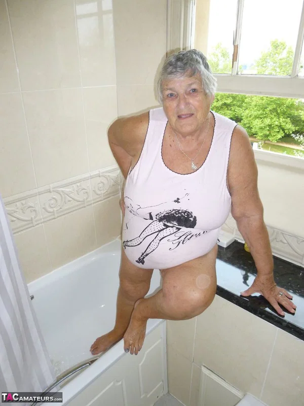 Old British fatty Grandma Libby gets naked while taking a bath  - SSBBW, Granny, BBW, Chubby, Bath, Thick, Curvy, Short Hair, Big Tits, Saggy Tits  - Photo 1