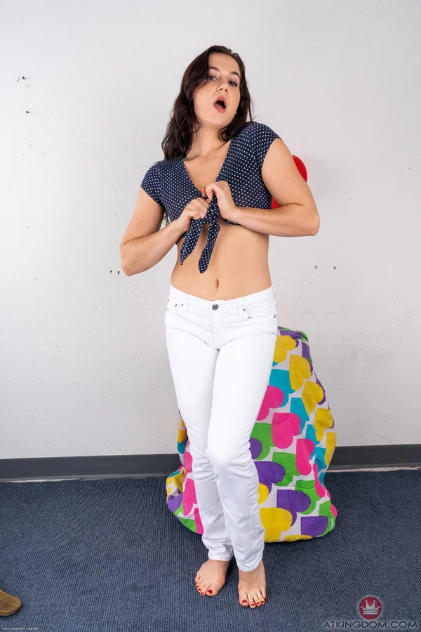 Brunette chick Kasey Warner takes off her white pants to go naked on a beanbag  - Hairy, Beautiful, Ass, Brunette, Babe, PAWG, Spreading, Tiny Tits, Solo, Pussy  - Photo 2