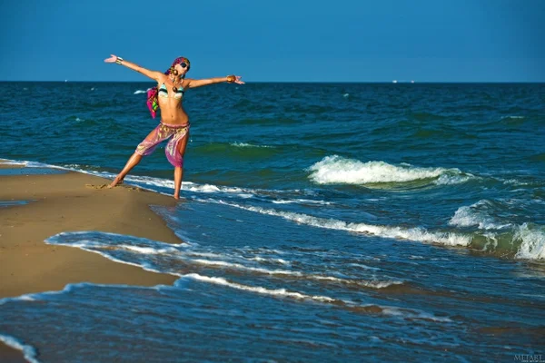 Met Art performed by Karoline A Naked Gallery  - Beach, Ukrainian, Teen, Bikini, Wet, Tiny Tits, Outdoor, Glamour, Cute, Beautiful  - Photo 2