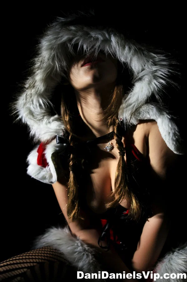 Erotic MILF pornstar Dani Daniels flaunts cleavage in sexy Xmas costume  - Christmas, Non Nude, Clothed, Pornstar, Babe, Legs, Beautiful, Solo  - Photo 12