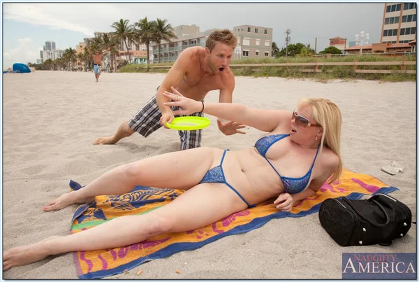 Chubby bikini mom Cameron Keys hooked on the beach and fucked  - Big Tits, MILF, Bikini, Beach, Hardcore, Blowjob, Reality, Cum In Mouth, Cumshot, Outdoor  - Photo 1
