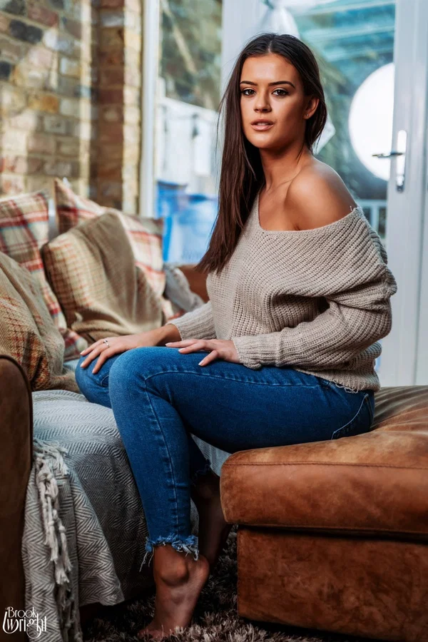 UK teen Brook Wright releases her nice tits from a sweater while disrobing  - Jeans, Clothed, Big Tits, British, Natural Tits, Panties, Babe, Beautiful, Solo, Cute  - Photo 3
